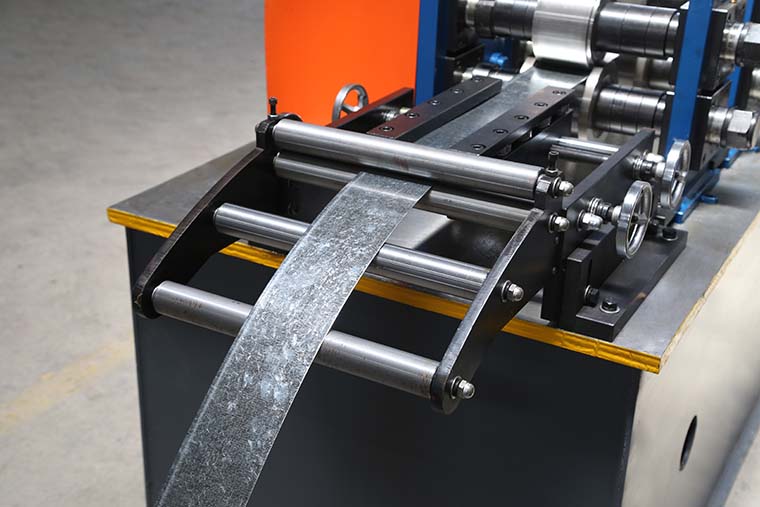 Stud and Track Roll Forming Machine Stud and Track Roll Forming Machine