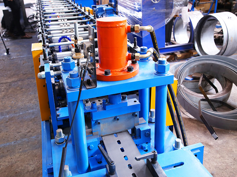 Solar Panel Mounting Bracket Roll Forming Machine